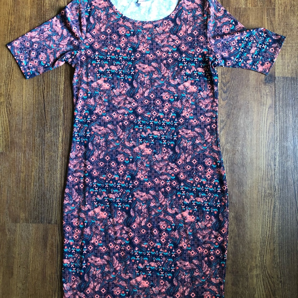 Lularoe Julie (M)